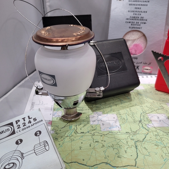 PRIMUS & MSR - Backpacking Lantern and Stove - Picture 5 of 7